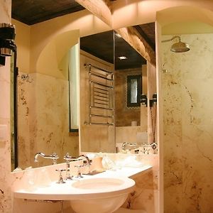 Camera familiare con letto king size